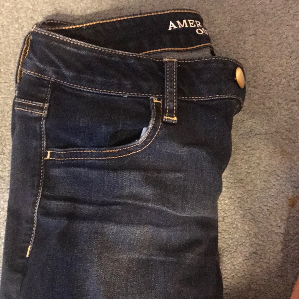 Dark wash American eagle jeans